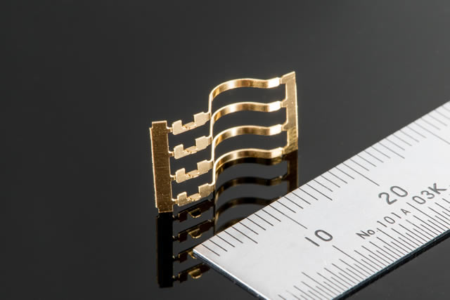 What is the process flow of metal stamping parts processing?